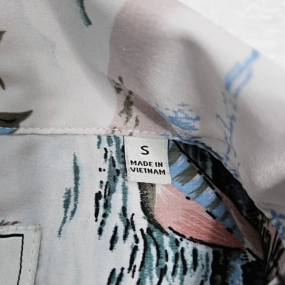 Milano Bay Mens Small Hawaiian Button UP Shirt Tropical Vacation Resort Beach - Picture 9 of 14